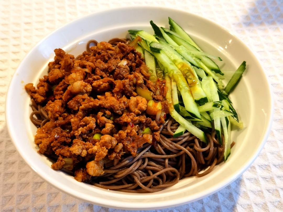 老北京炸酱面（家庭版制作🏡经典老味道🤓🤓）