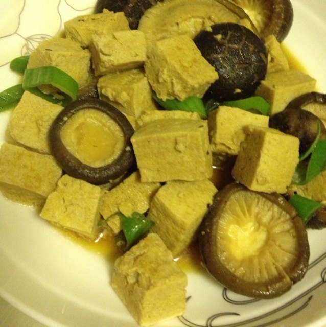 香菇烧冻豆腐