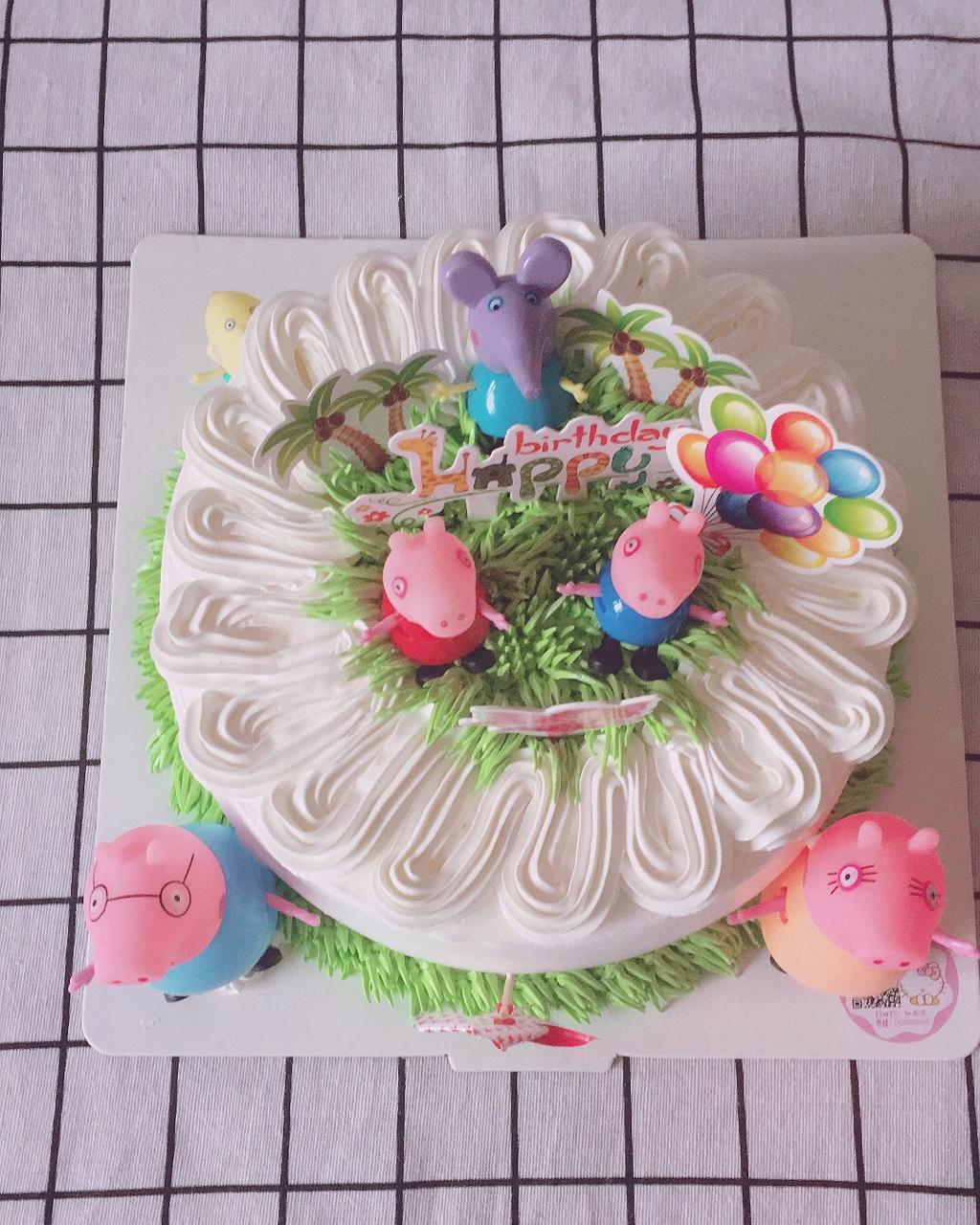 小猪佩奇场景蛋糕