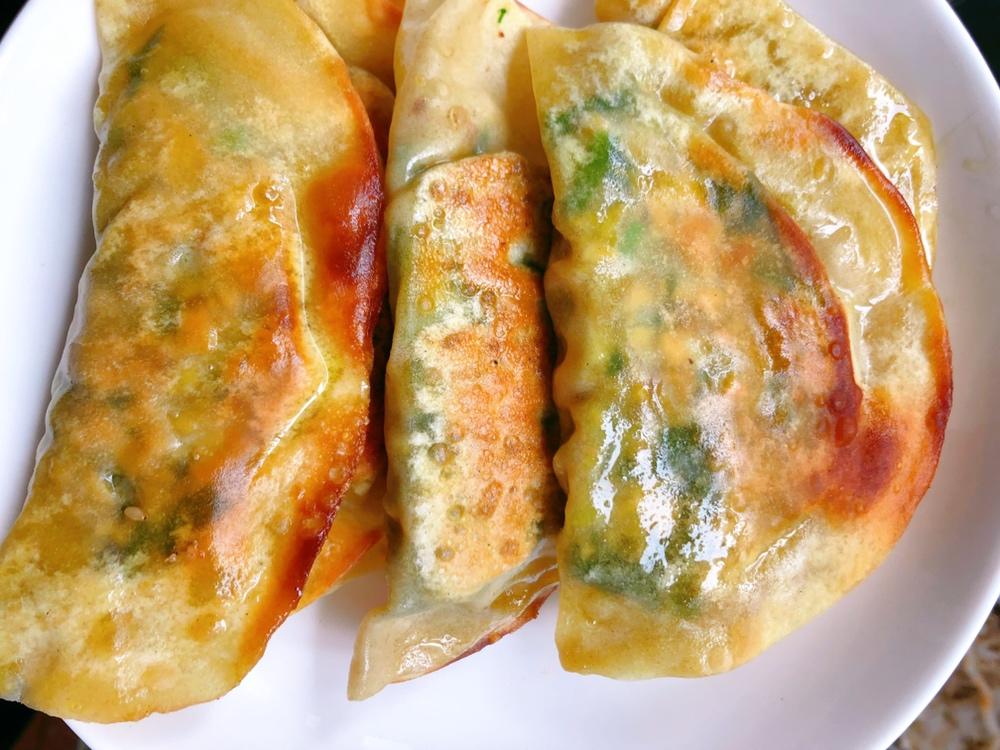 韭菜雞蛋豆腐大煎餃