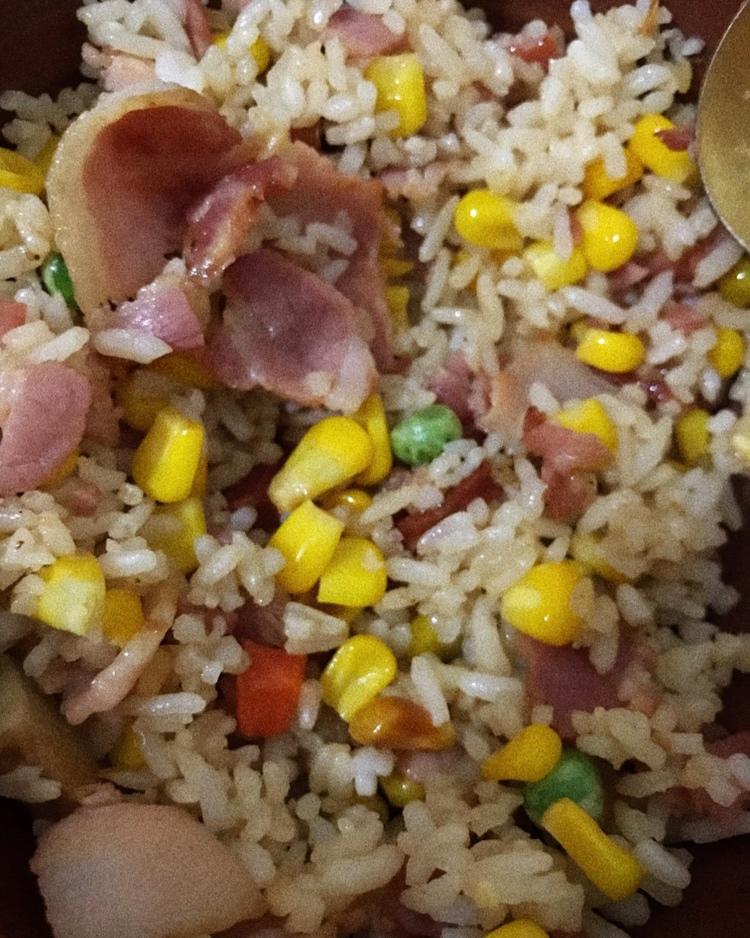 什锦培根炒饭