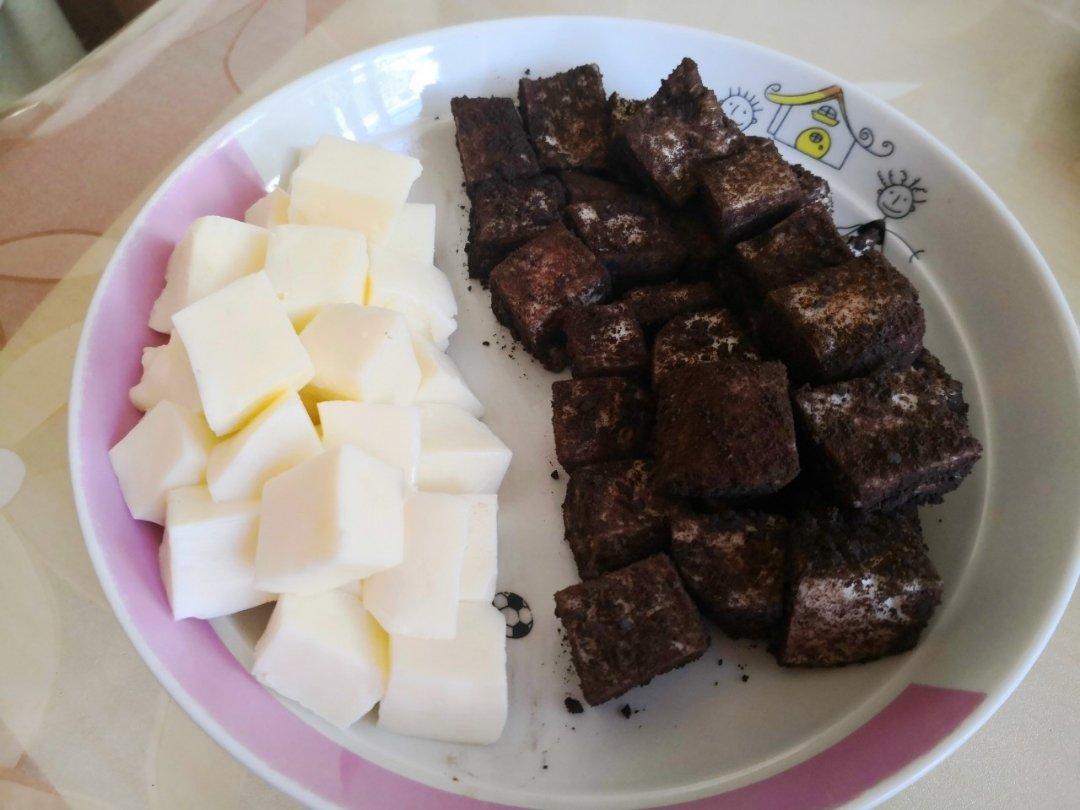 完胜85度C牛奶椰丝小方