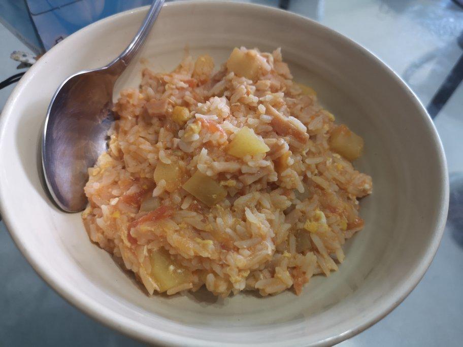 蕃茄鸡蛋烩饭