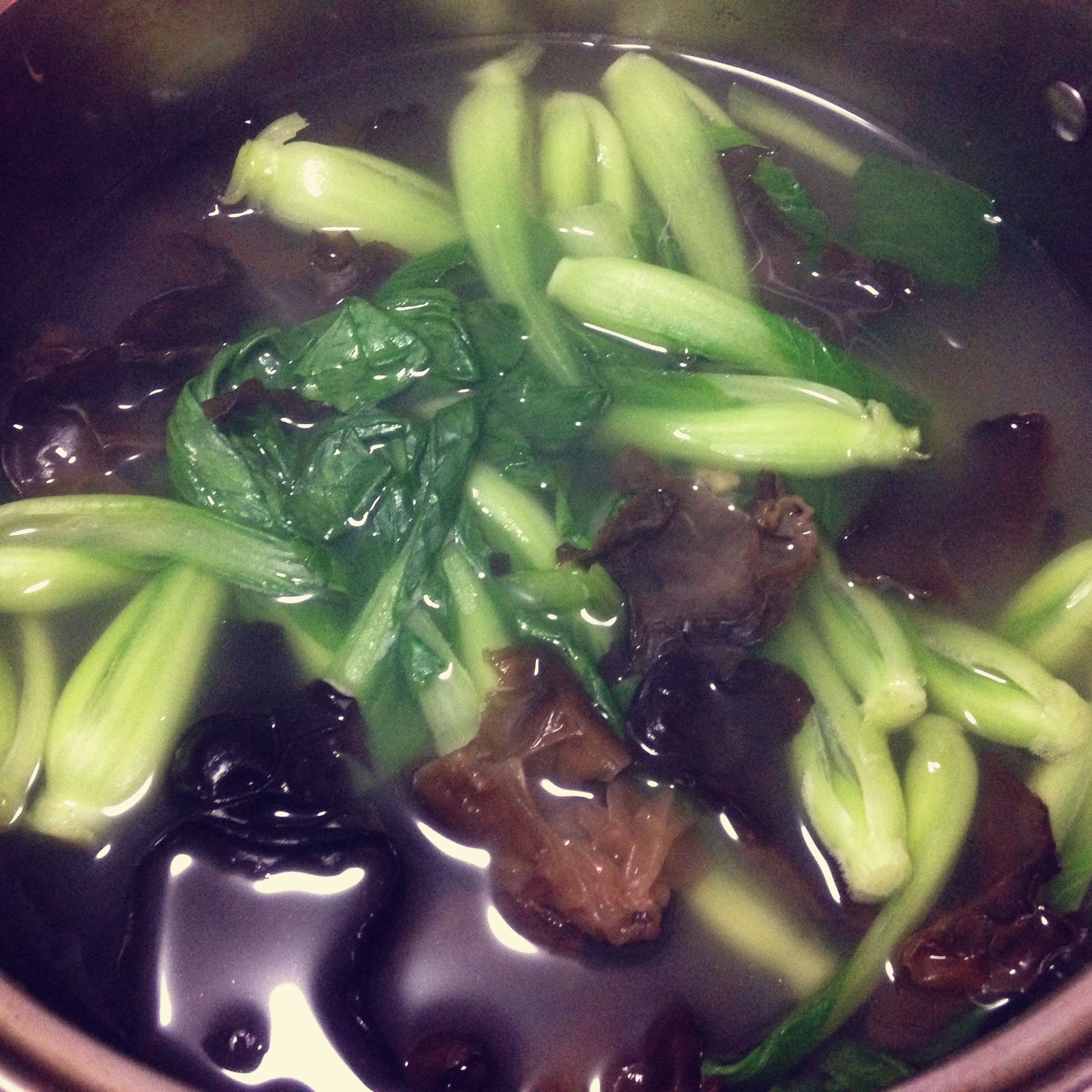 【木耳青菜鸡蛋汤图片】奋斗吧海螺姑娘_下厨房