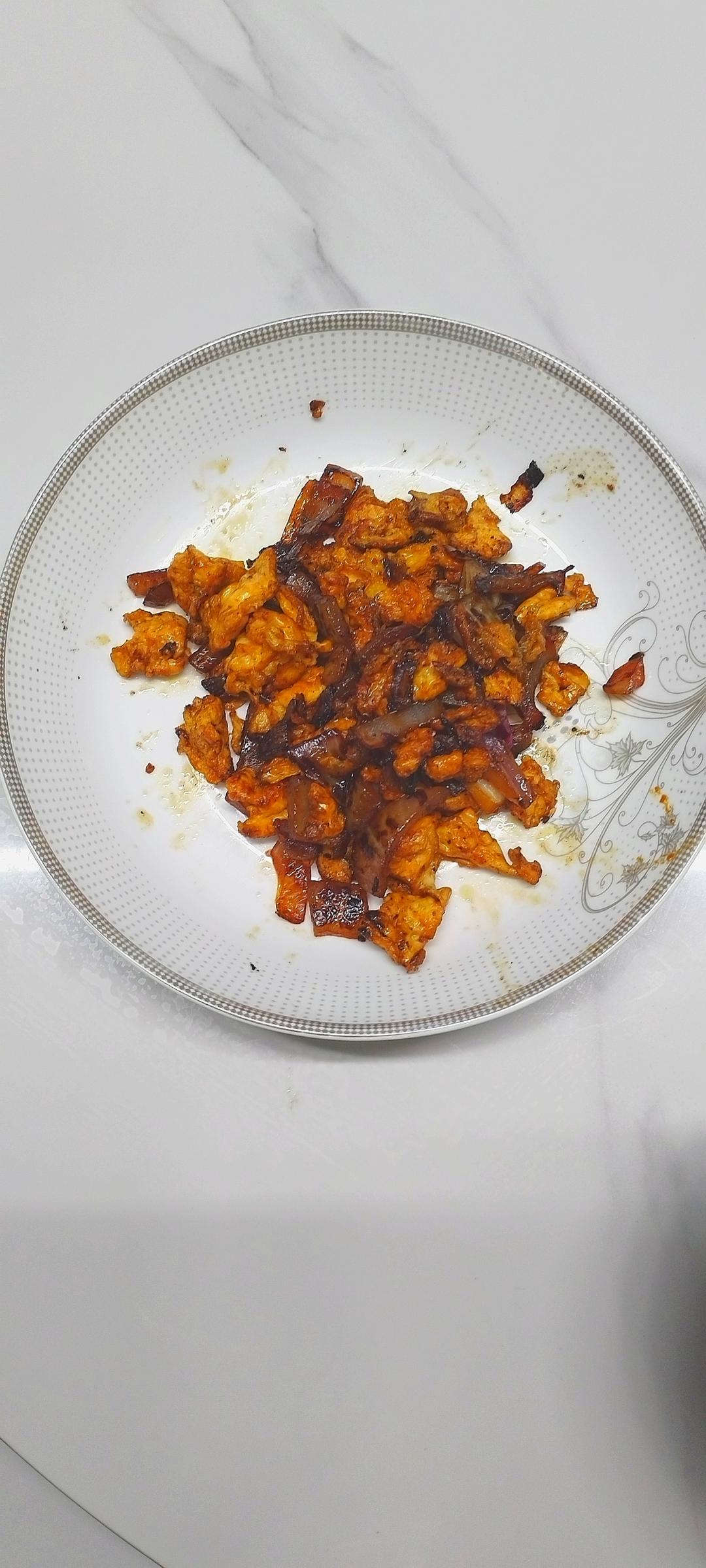 降压防癌的好食材  洋葱炒鸡蛋