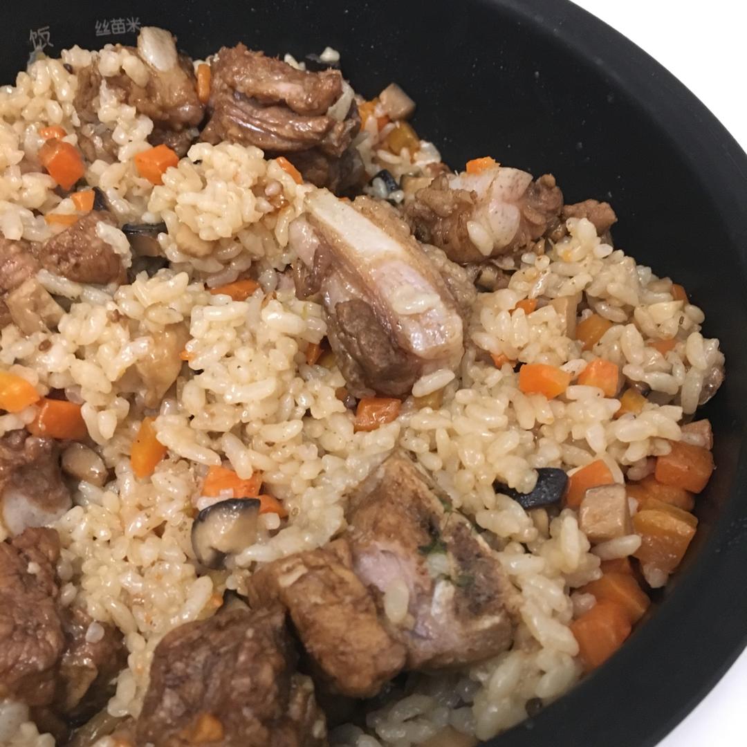 喷香排骨焖饭（爆好吃）