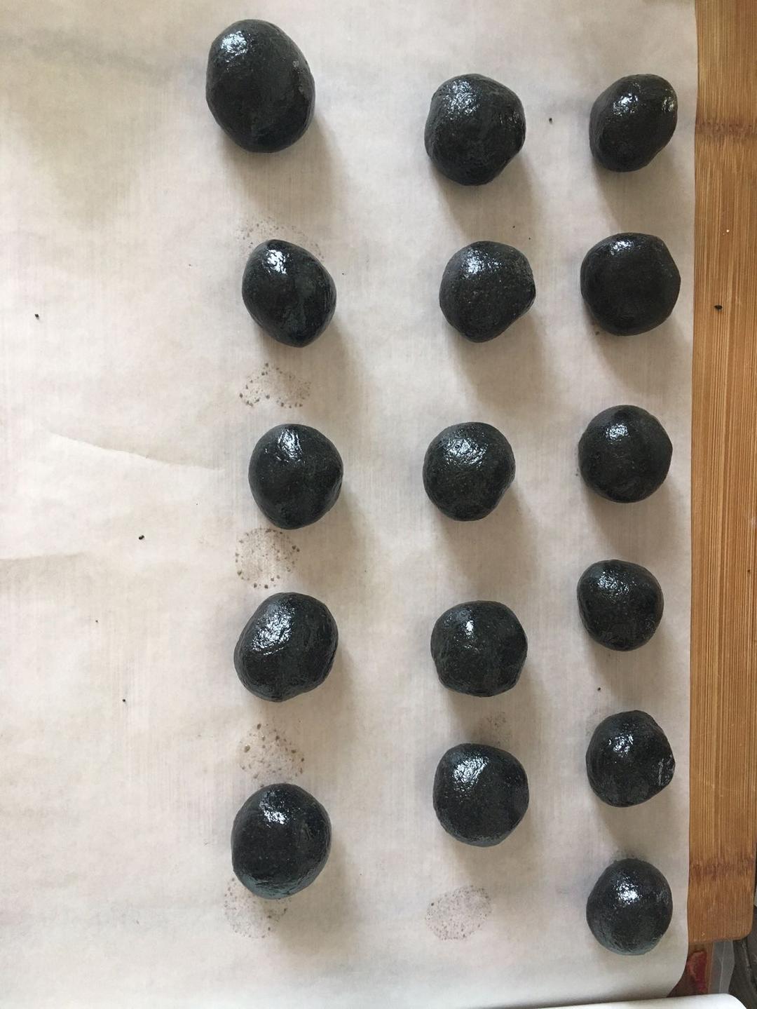 用绞肉机做黑芝麻丸