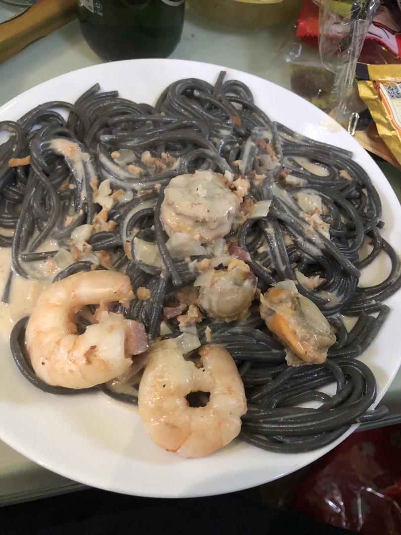 【食材包操作说明】蒜香虾汁墨鱼面