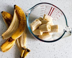 香蕉核桃磅蛋糕的做法 步骤4