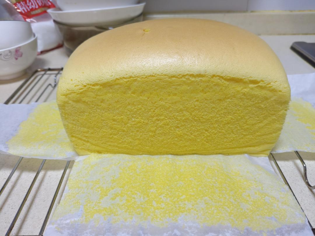 土司盒古早味蛋糕