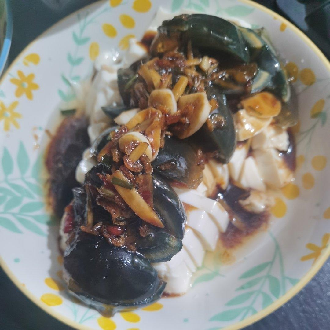 【最佳CP～】凉拌皮蛋豆腐✨