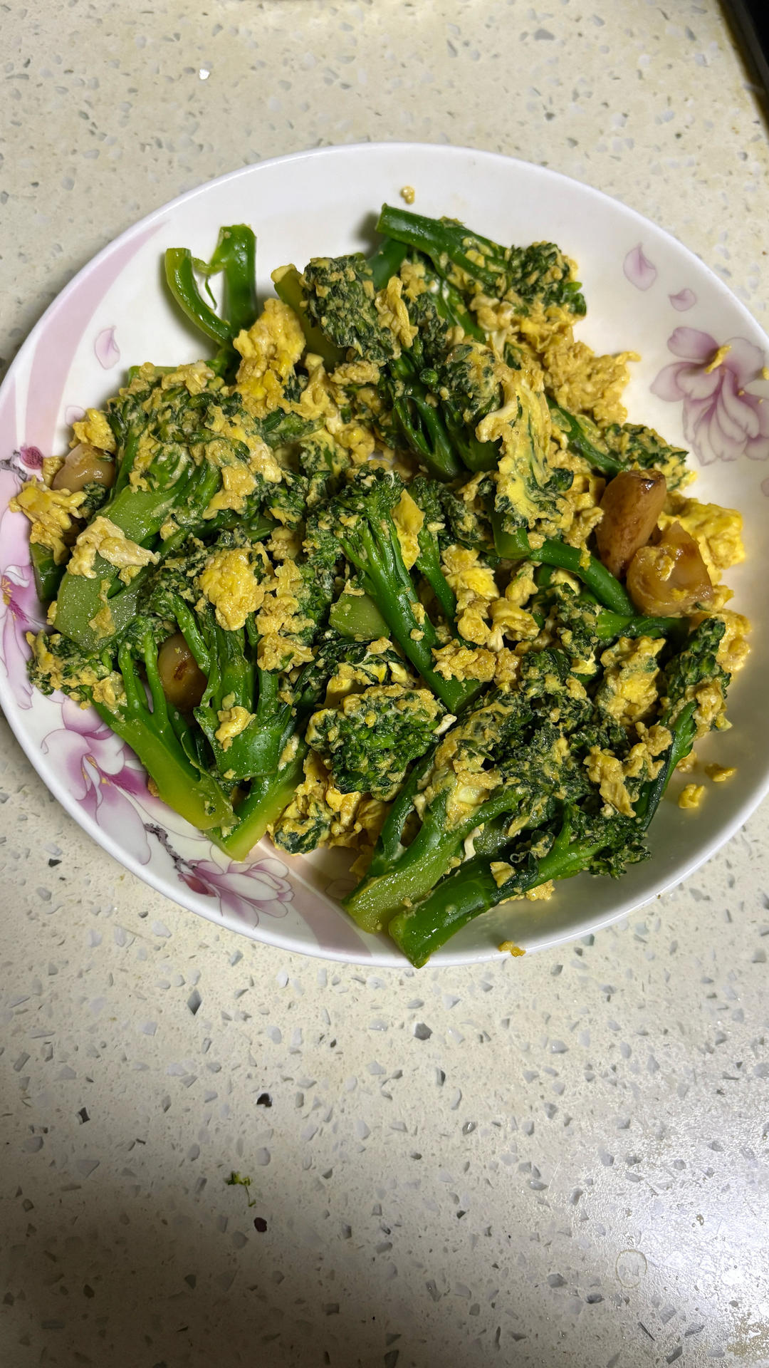 西兰花炒鸡蛋