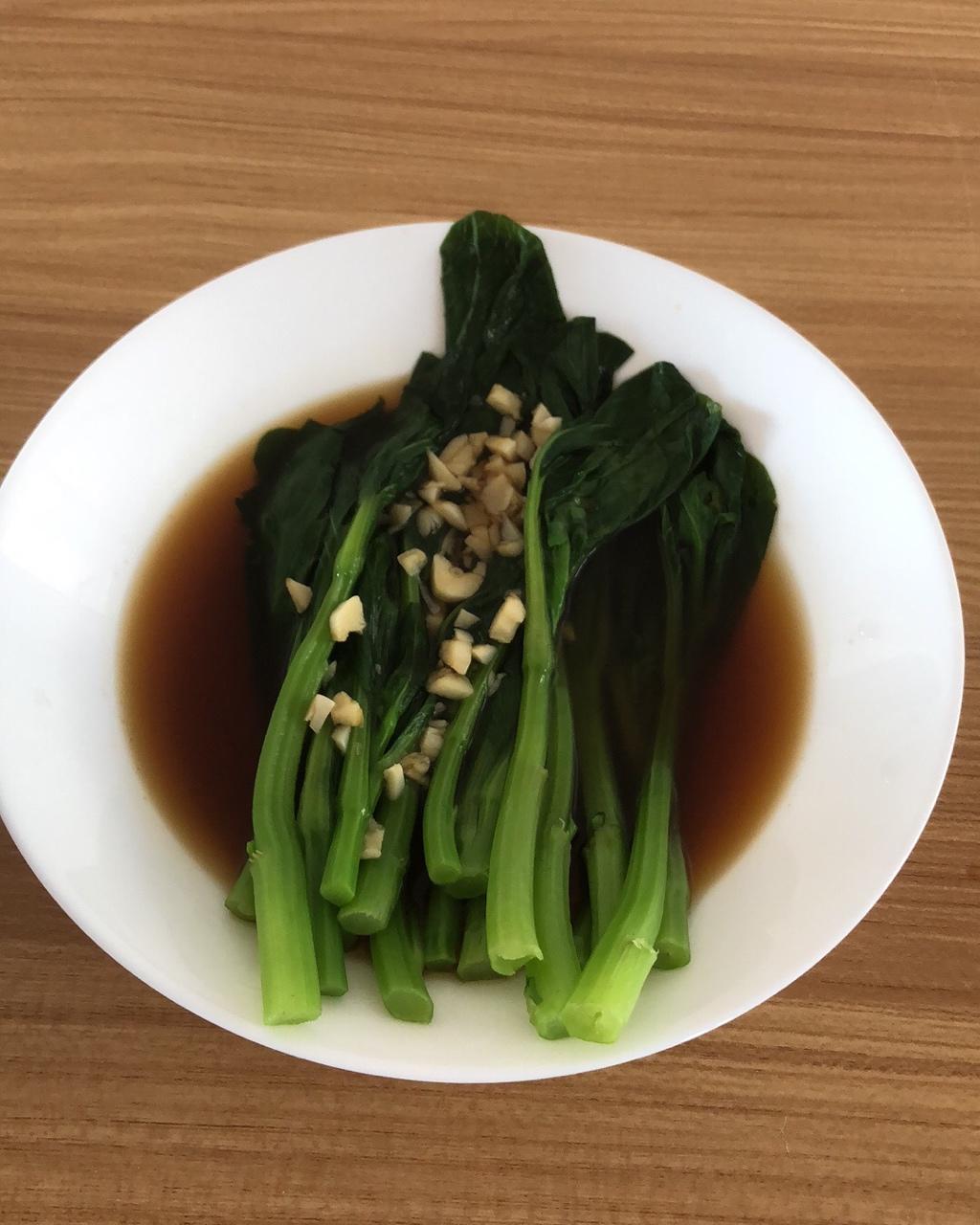 白灼菜心