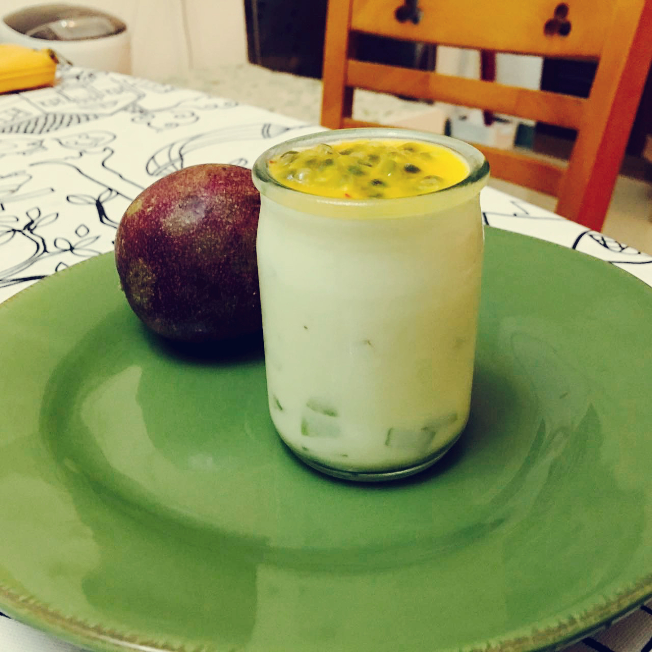 百香果酸奶意式奶冻<Passionfruit Yogurt Panna Cotta>