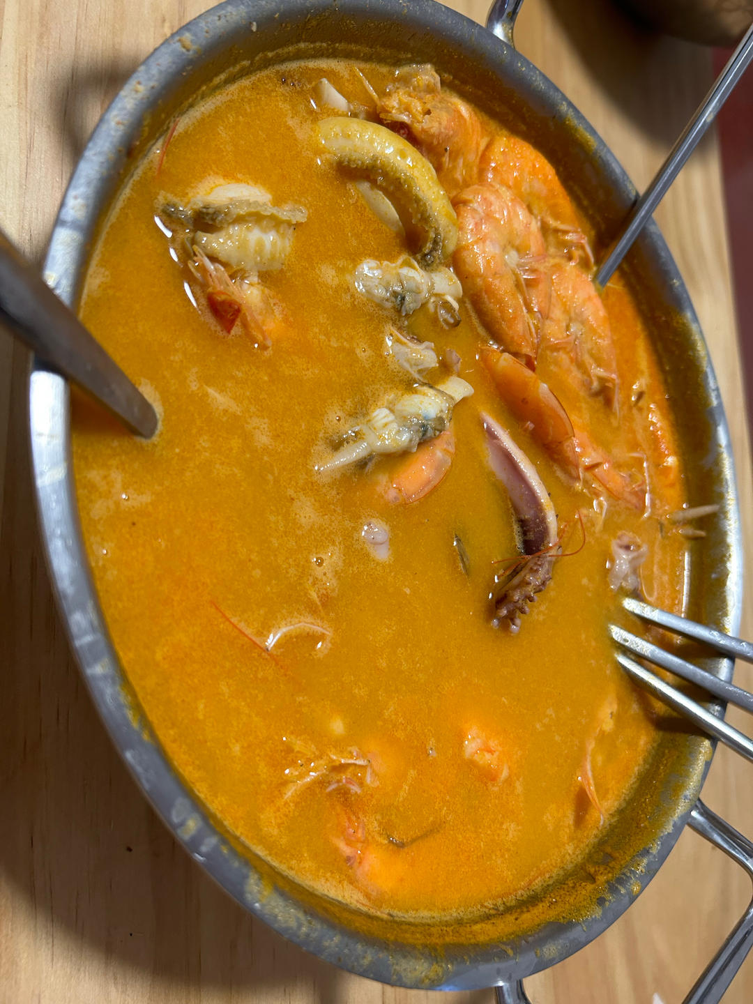 下雨天-超简单版糟粕醋火锅/海鲜锅 消耗冬阴功汤底