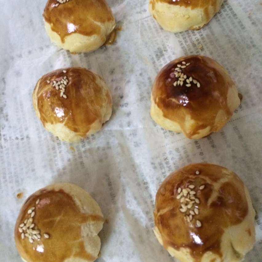 黄金肉松酥