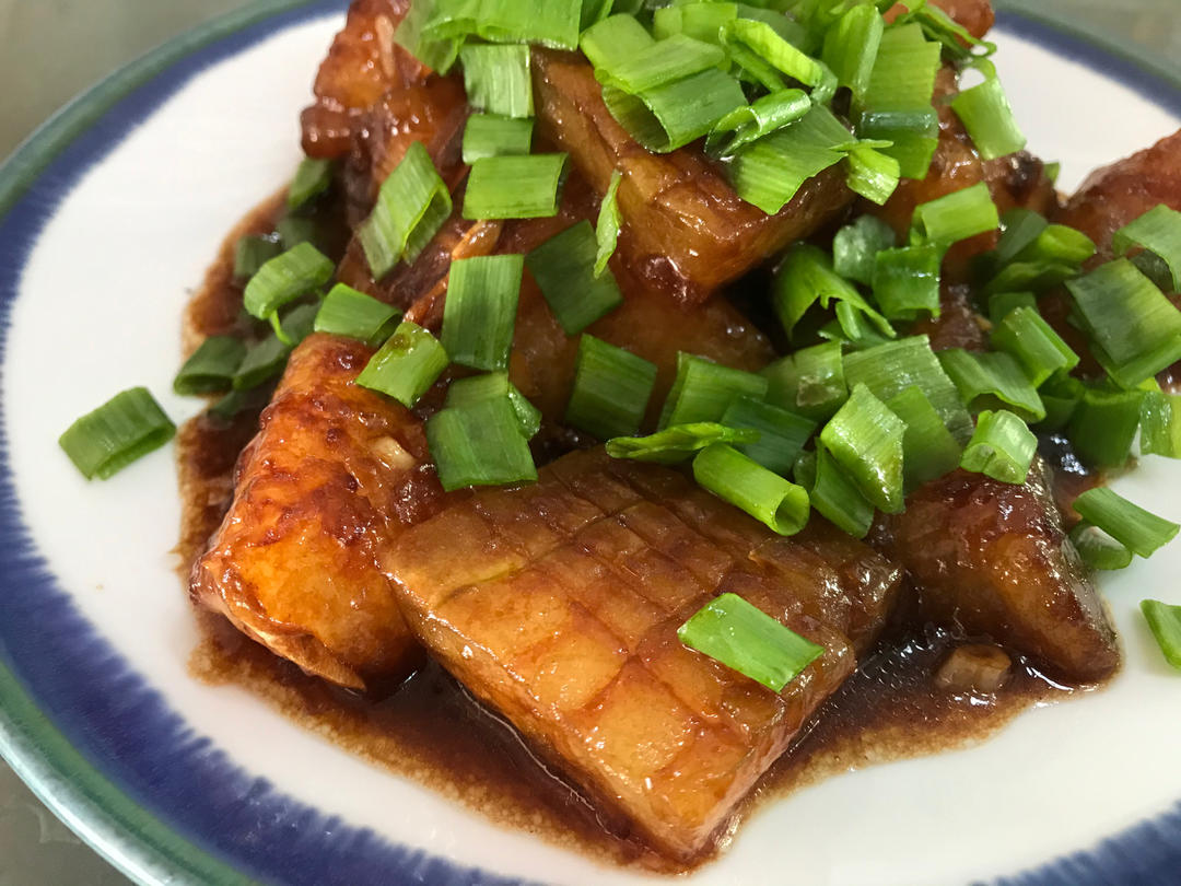 红烧冬瓜最完美做法，不加一滴水，瞬间秒杀红烧肉