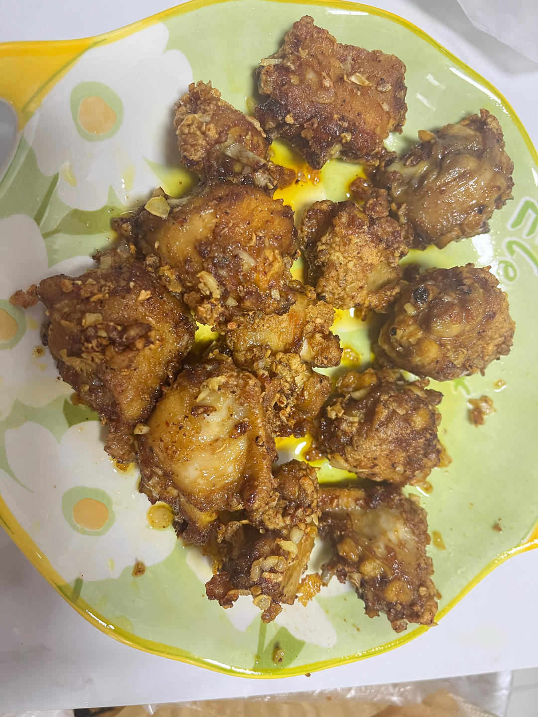 🧨年夜饭餐桌上光盘的香辣脆皮鸡翅，太香了