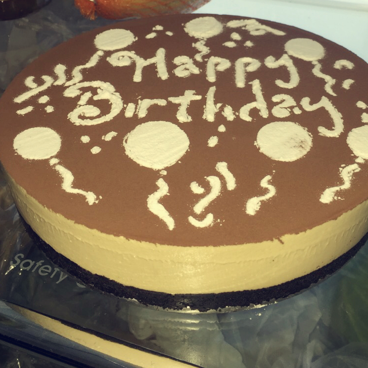 百利甜冻芝士蛋糕