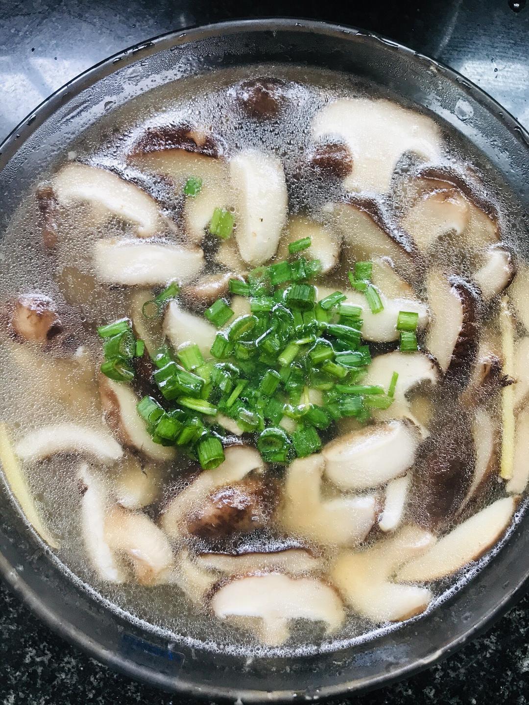 香菇肉丝汤