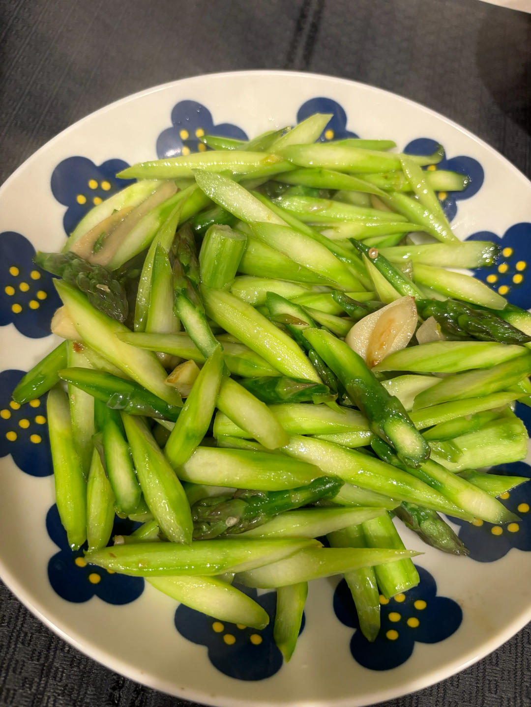 清炒芦笋（超级嫩！！！）