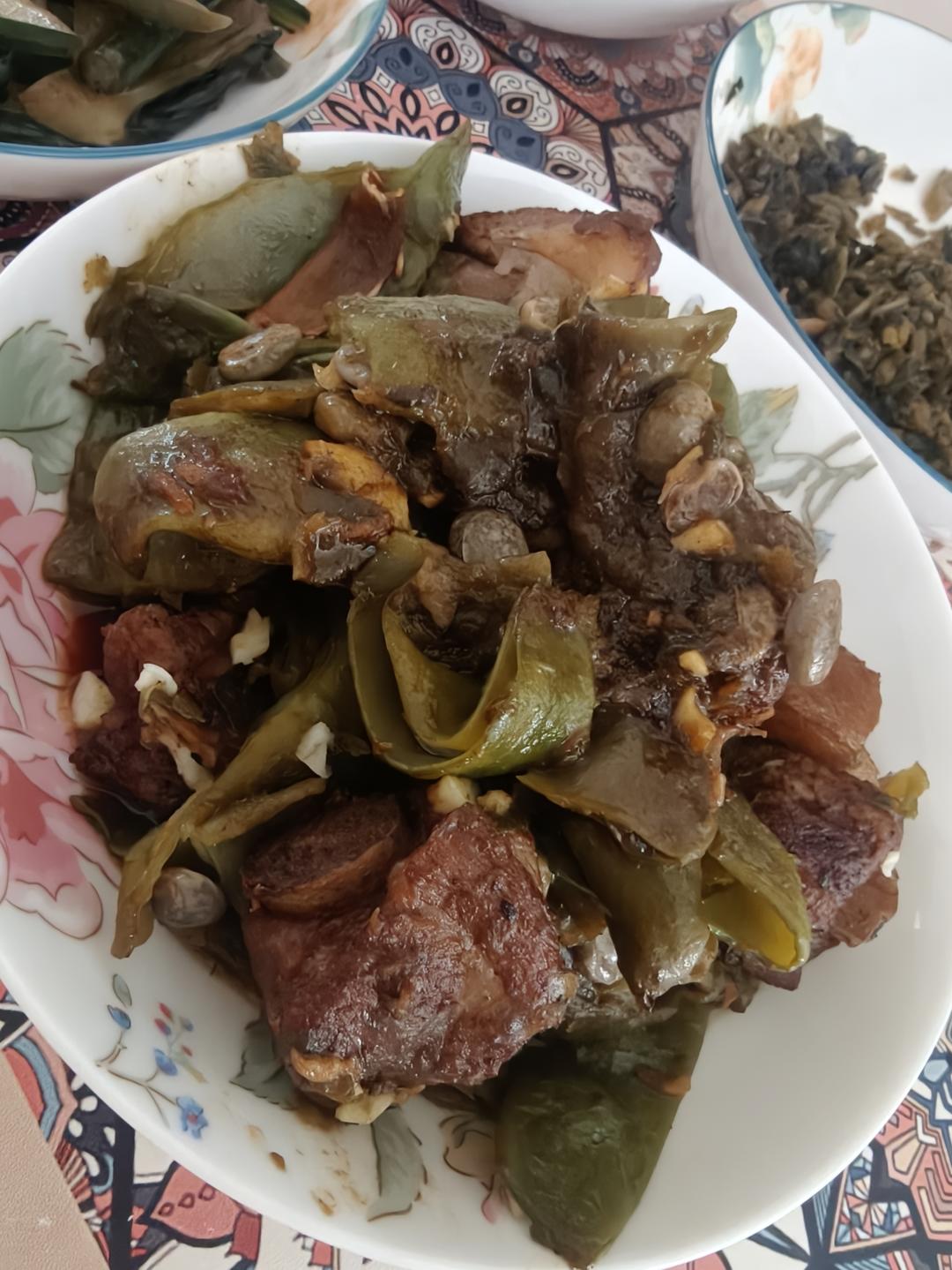 硬菜代表--排骨炖豆角土豆（豆角焖面胚子）