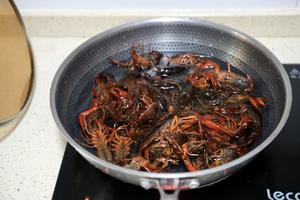 美味的小龙虾盖浇饭的做法 步骤1