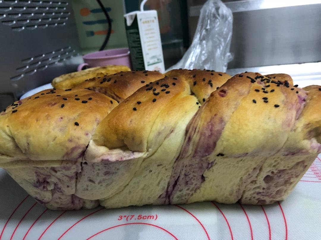 紫薯手撕面包（无需揉出膜）