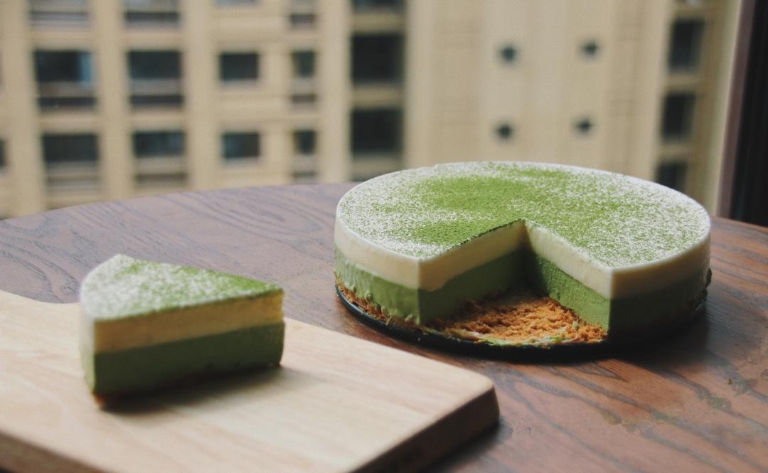 抹茶酸奶慕斯蛋糕