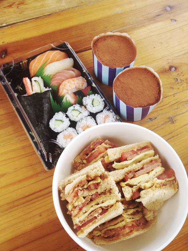 超简易版提拉米苏（论如何运用家里常用材料做替代品O(∩_∩)O）