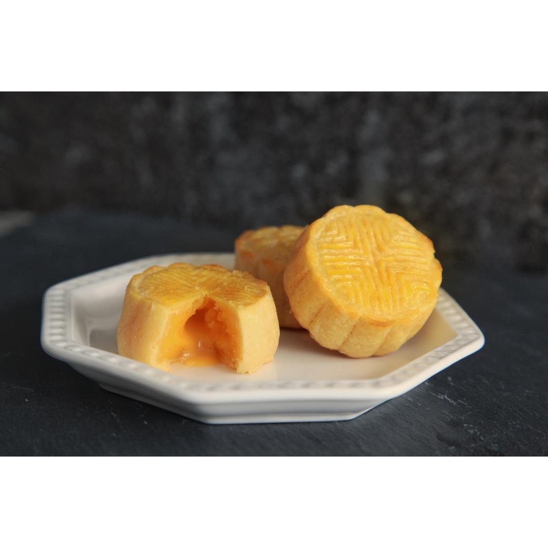 超详细图解版--流心奶黄月饼