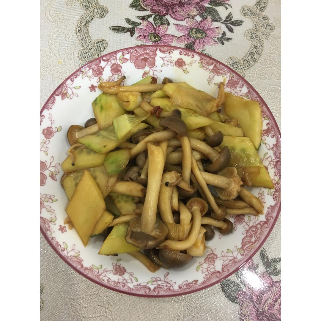 素炒蟹味菇