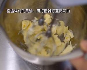 红丝绒裸蛋糕（奶酪奶油霜裱花）的做法 步骤16