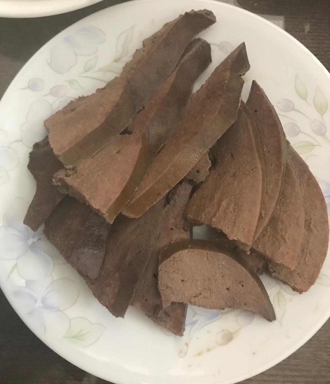 卤猪肝
