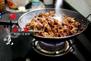 看四川人怎么吃鸭肉—— 揭秘“味道超级霸道、麻辣鲜香、重口味”的私房【麻辣鸭子】做法的做法 步骤10