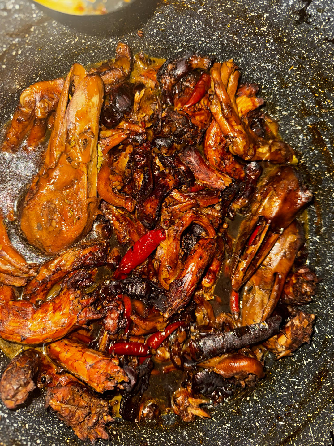 周黑鸭风味鸡翅，鸡爪（鸭脖鸭翅鸭舌锁骨均可）