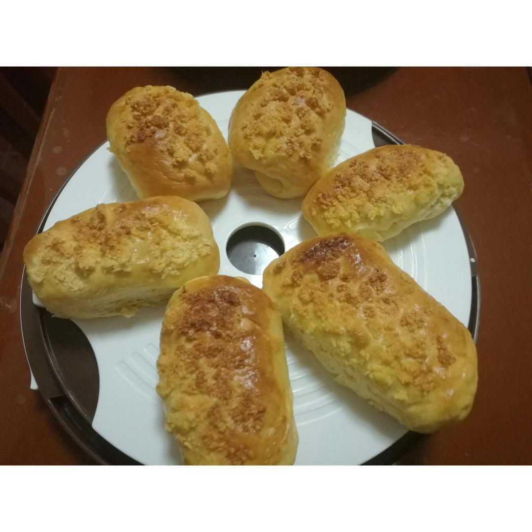 椰酥椰蓉面包卷