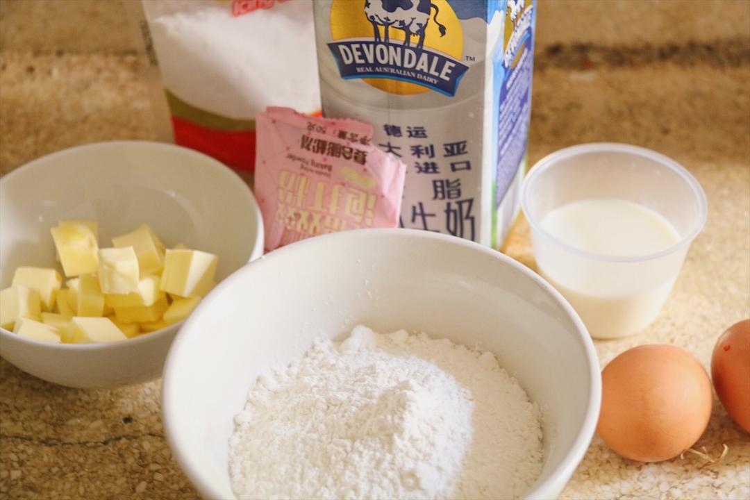 纯奶手撕吐司的做法 步骤1