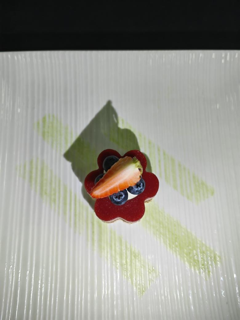 第二部-树莓杏仁蛋糕之树莓夹心