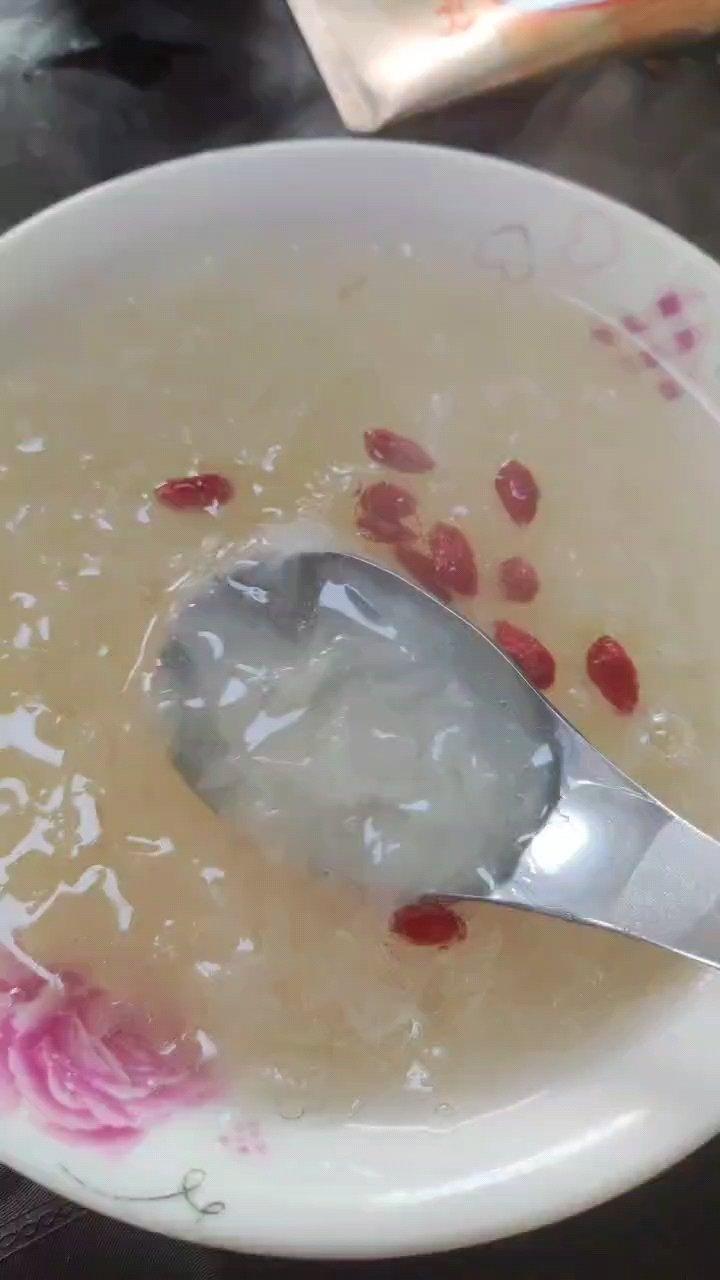 冰糖银耳梨汤