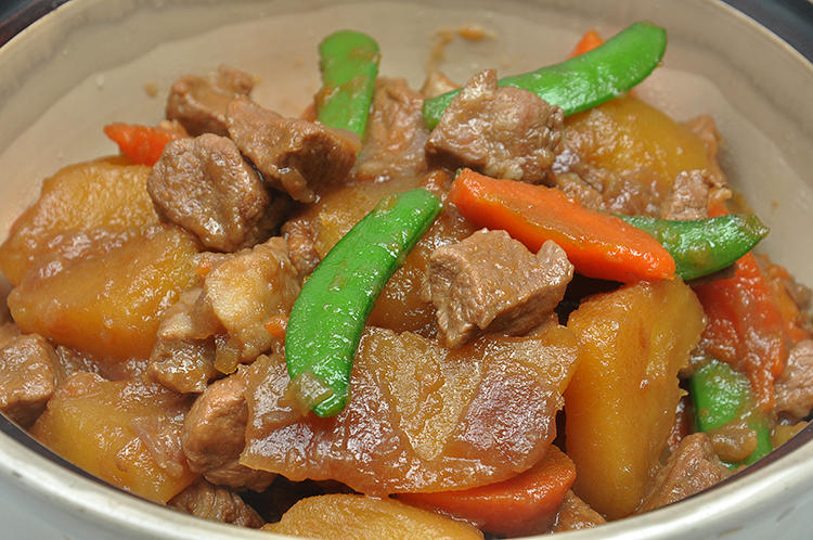 日式土豆炖肉的做法