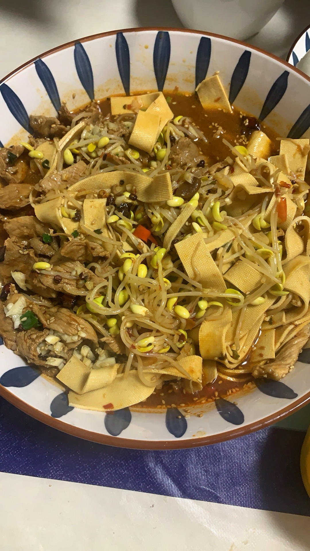 跟四川朋友学的水煮肉片 这也太香了！！