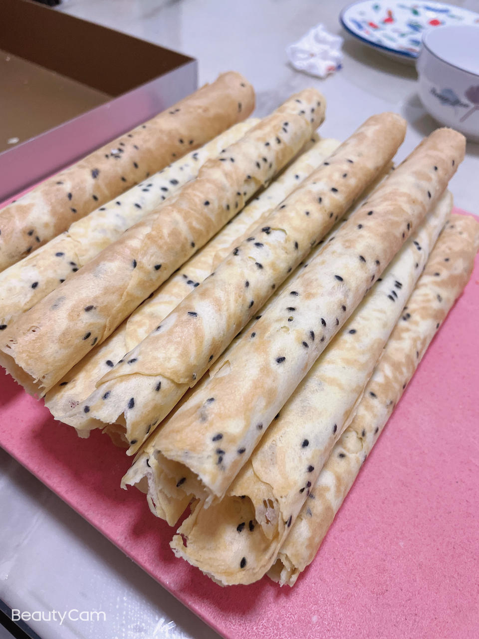 香酥不甜腻的彩色奶油蛋卷
