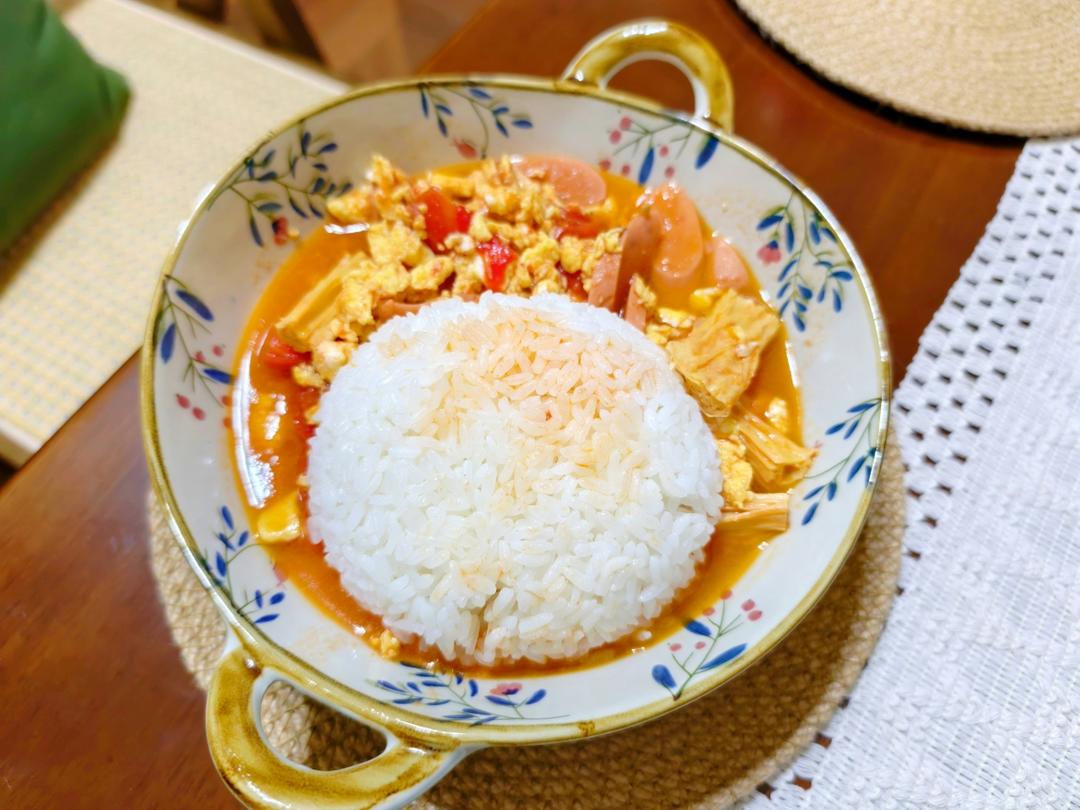 酸甜浓郁～超开胃🔥番茄滑蛋牛肉饭