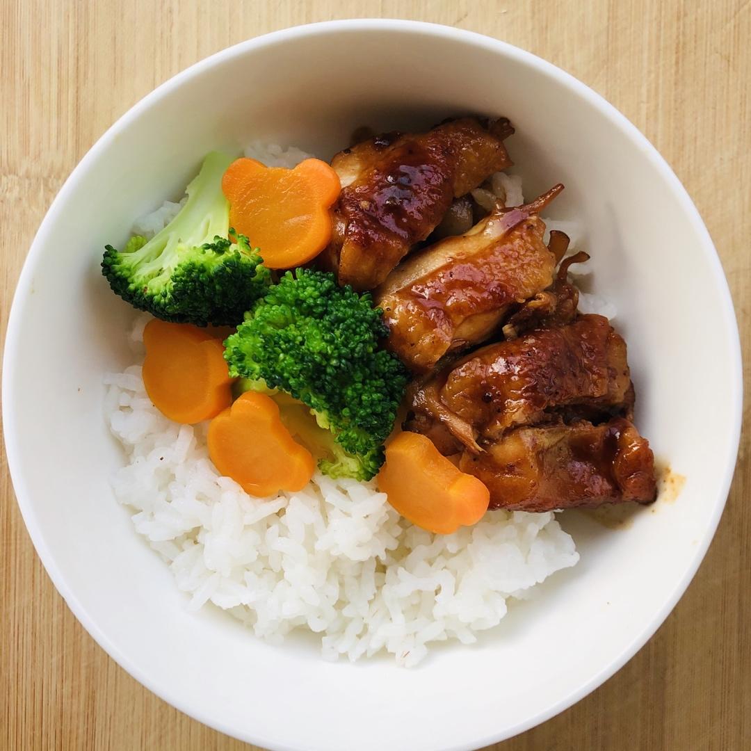 蜜汁照烧鸡肉饭