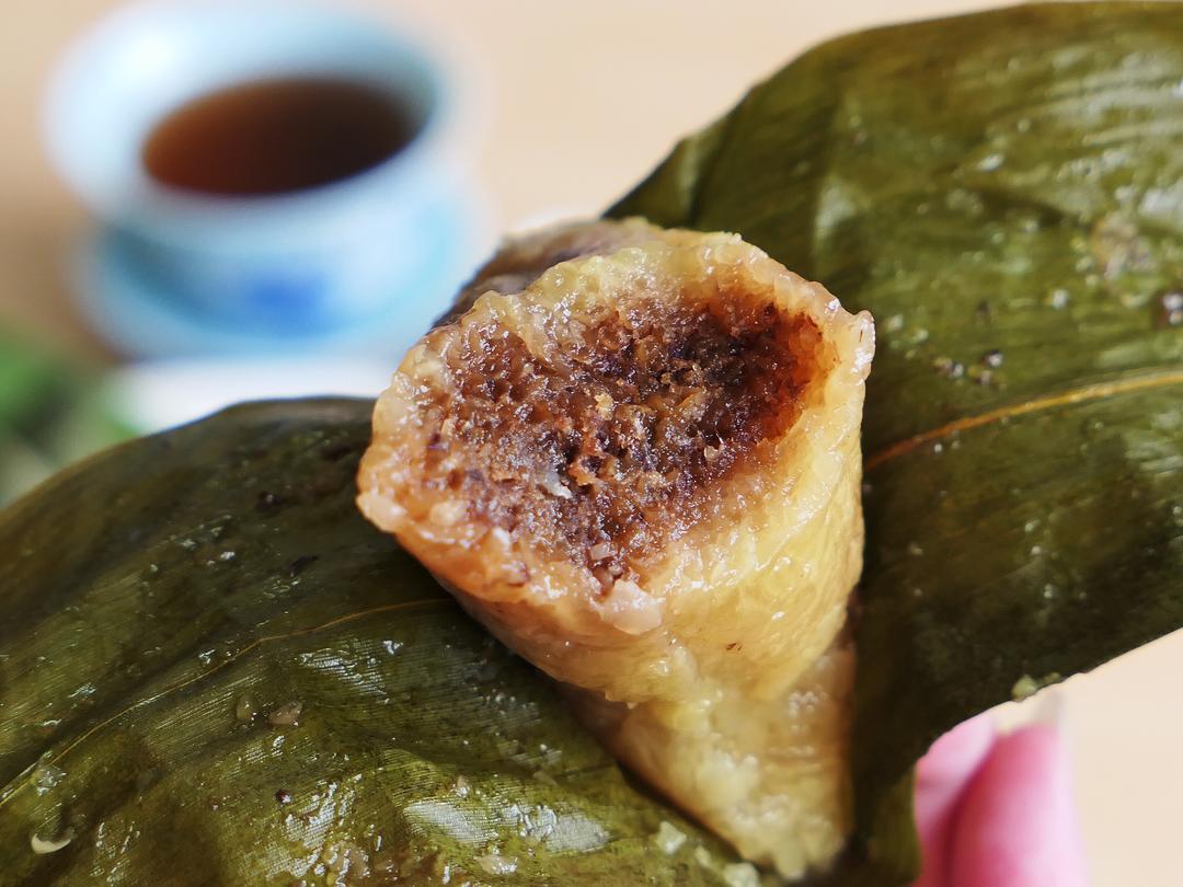 迷你豆沙枧水粽的做法步骤图怎么做好吃