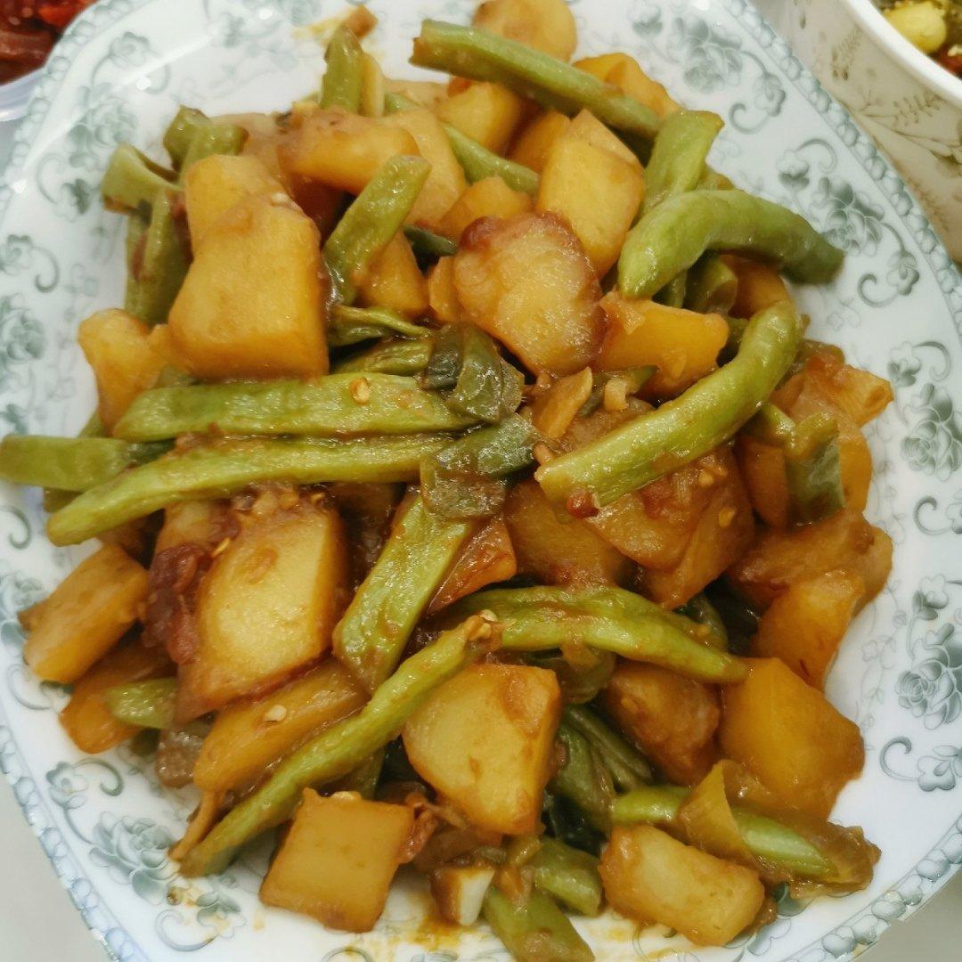 土豆炖豆角