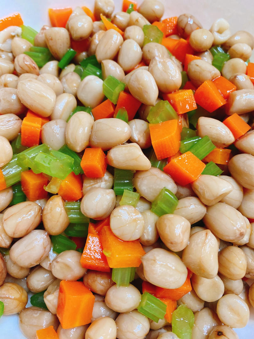 三月厨房做的凉拌花生米