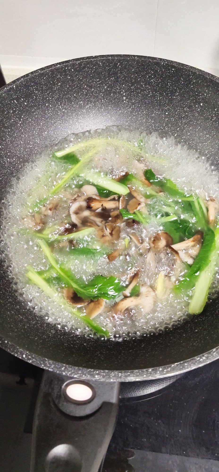 榛蘑小白菜汤
