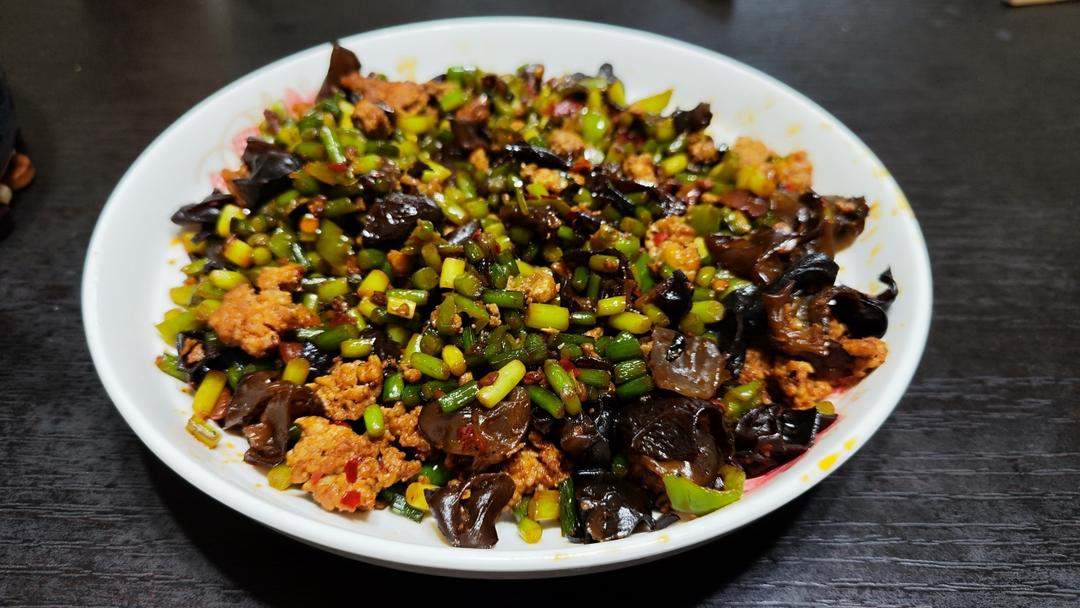 下饭菜～蒜苔肉末